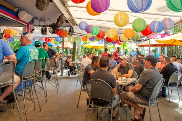 Rosie's Bar & Grill in Wilton Manors, FL