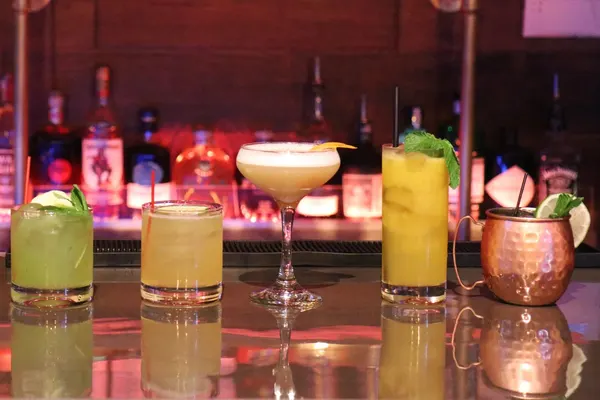 Santé Cocktail Lounge