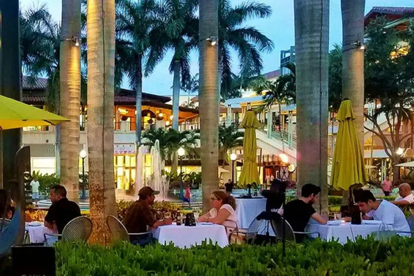 Sawa Restaurant & Lounge