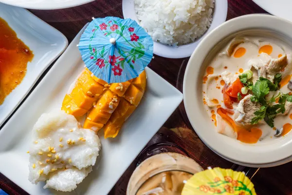 Sawaddee Thai & Sushi Restaurant
