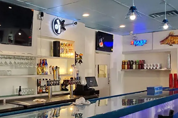 Sharky’s Sea Pub