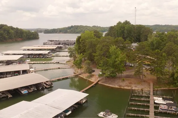 Skogies Lakefront Restaurant
