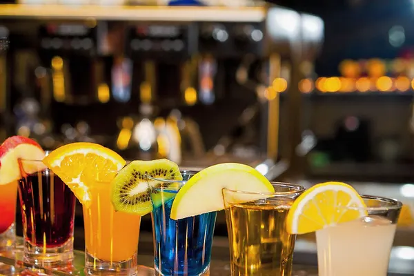 Sneaky Pete's Bar & Grill