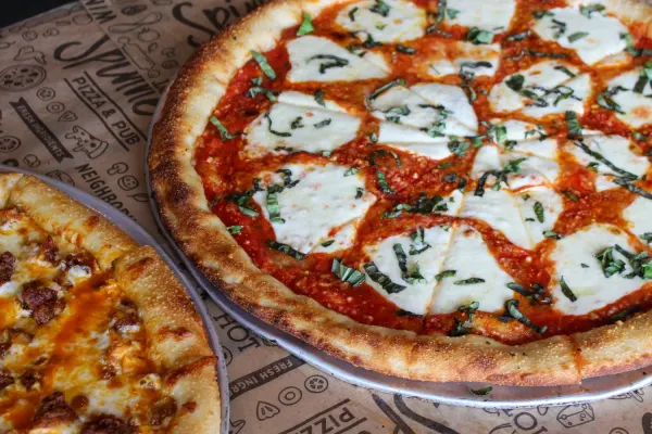 Spinners Pizza & Pub