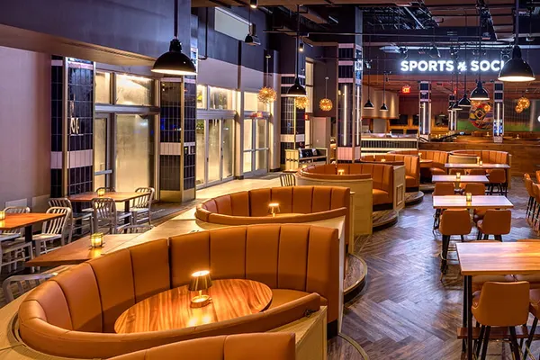 Sports & Social Dolphin Mall