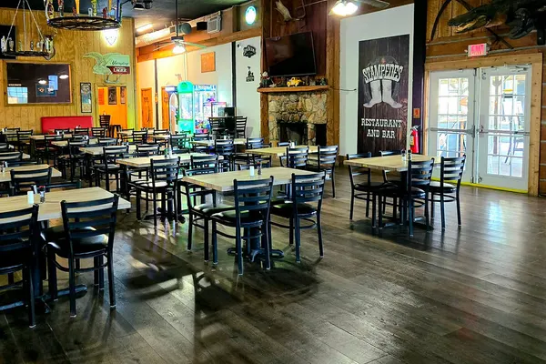 Stampedes Restaurant and Bar