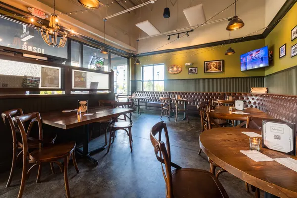 Strandhill Public (Tampa Heights)