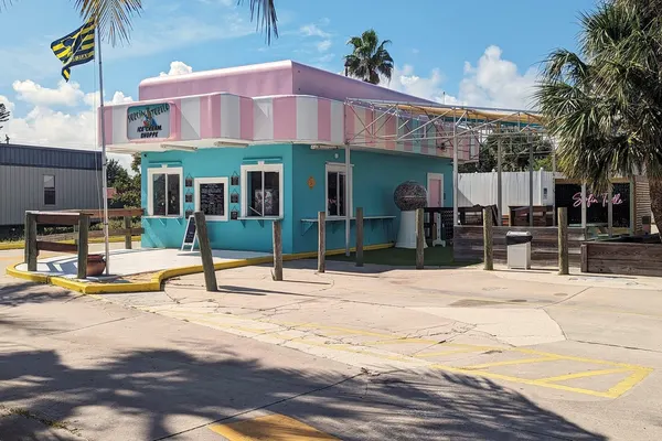 Surfin' Turtle Ice Cream Shoppe