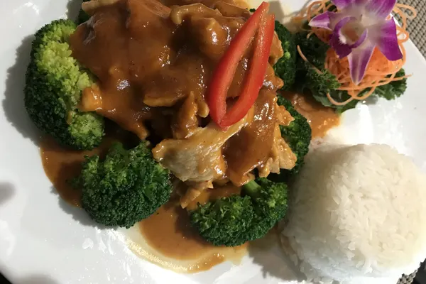 SushiOo Thai and Asian Cuisine