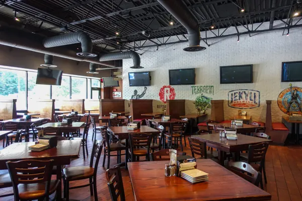 Taco Mac Duluth