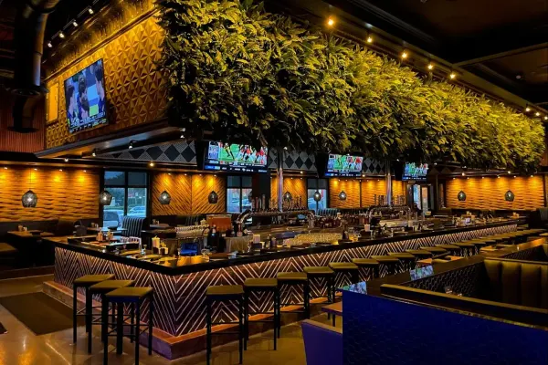 Tap 42 Craft Kitchen & Bar - Kendall