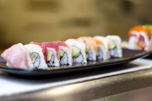 Ten Zushi Japanese & Thai