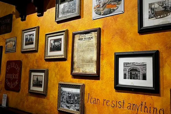 The Auld Dubliner Irish Pub & Kitchen