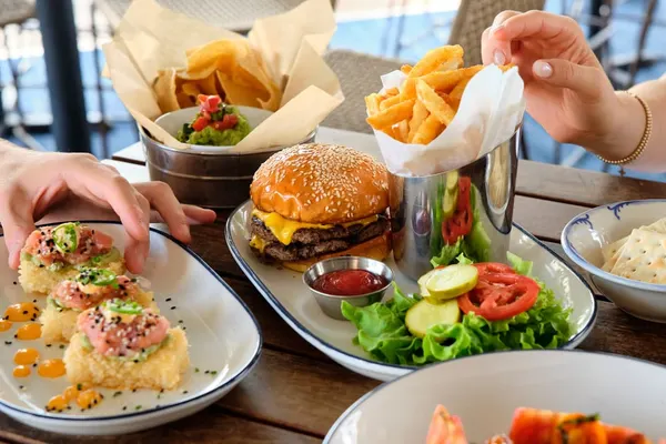 The Big Ketch Saltwater Grill - Buckhead