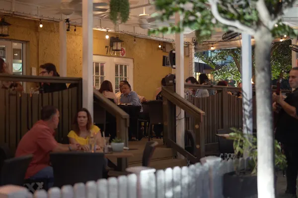 The Chimney House - Grill & Cafe