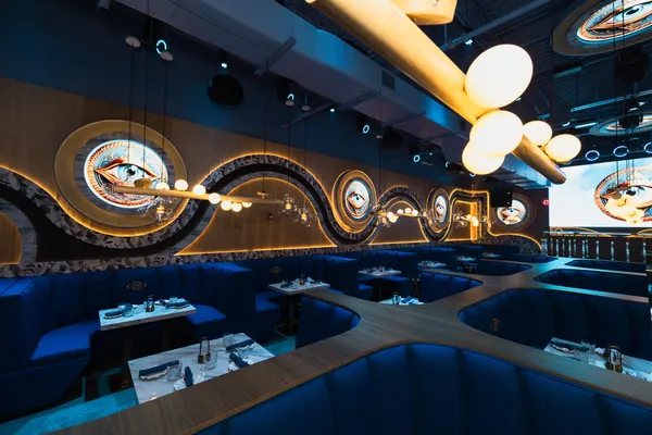 The Eye Restaurant Lounge