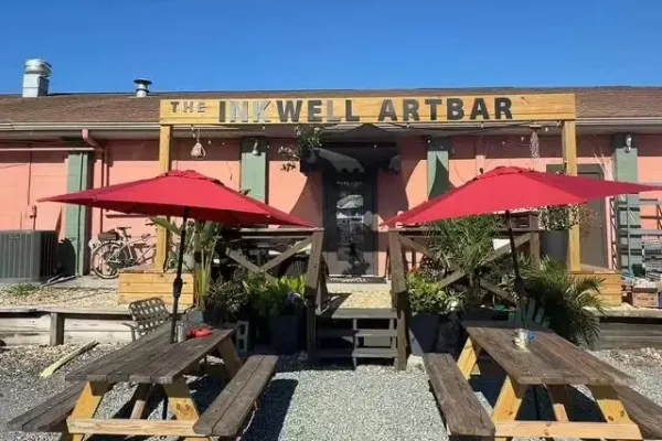 The Inkwell Art Bar in Fernandina Beach, FL