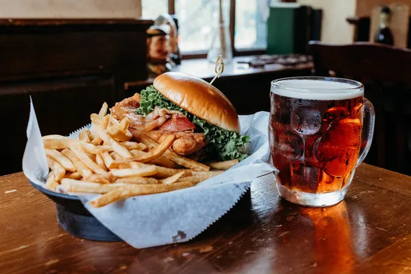 The Olde English Pub and Pantry