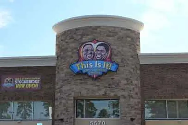 This Is It! Southern Kitchen & Bar-B-Q