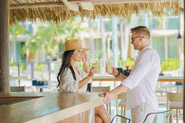 Tiki Bar (Amara Cay Resort)