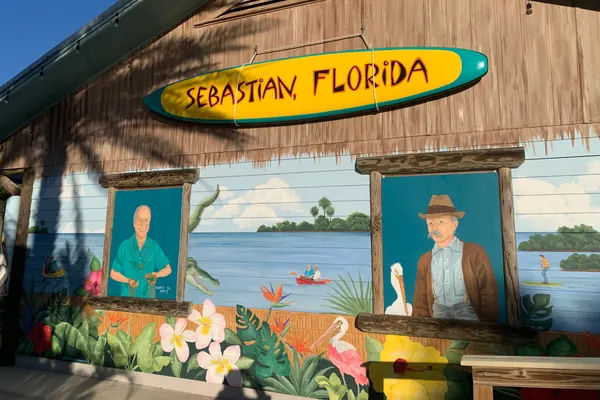 Tiki Bar & Grill
