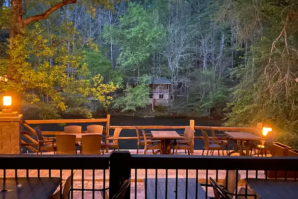 Toccoa Riverside Restaurant