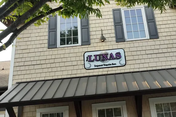 Tres Lunas Infused Tequila Bar
