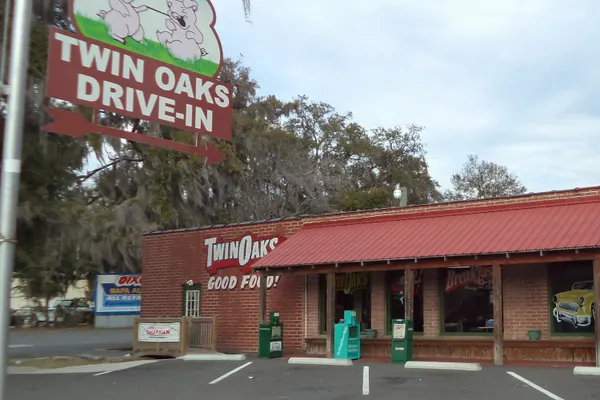 Twin Oaks BBQ