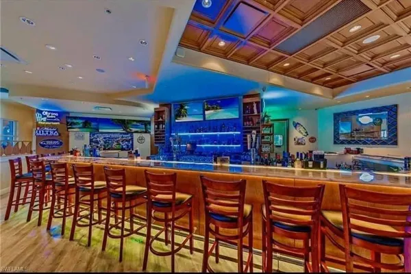 Village Walk Bar & Grill