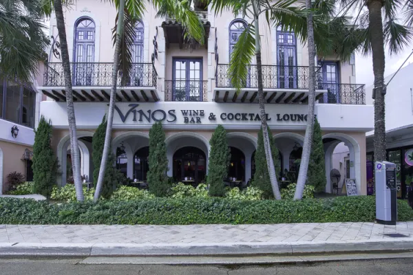 Vinos Las Olas