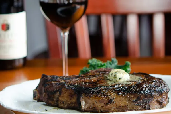 Vito’S Chop House