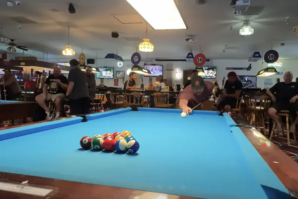 Waldo's Sports Pub & Billiards