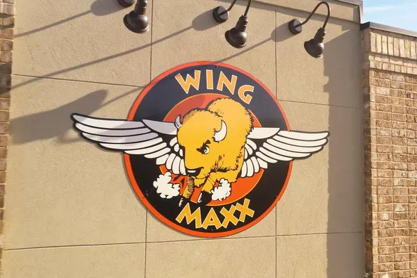 Wing Maxx