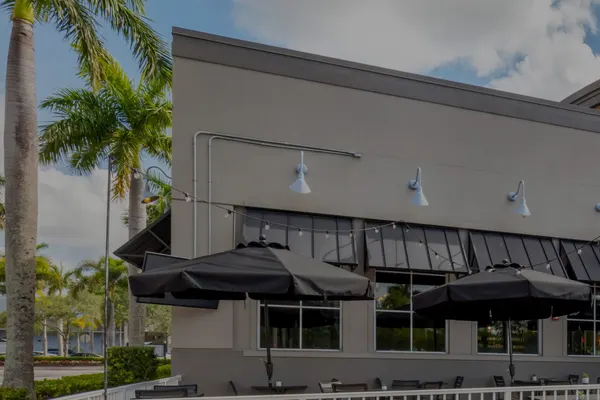 WOB Bar & Kitchen Royal Palm Beach