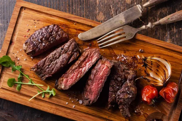 Wolf's Steakhouse