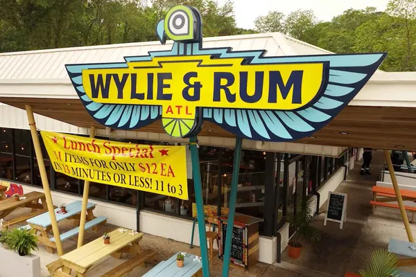 Wylie & Rum Island Grill