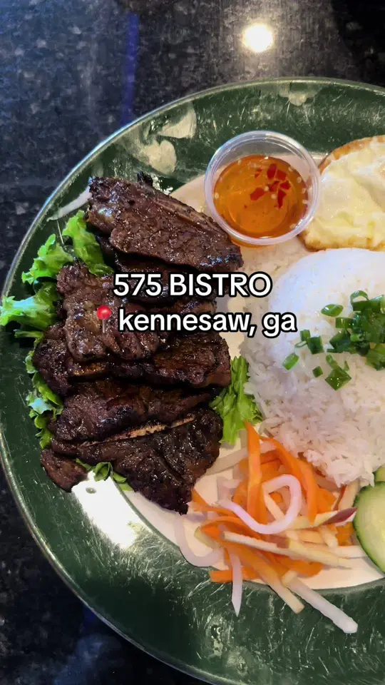 575 Bistro in Kennesaw showing review, vietnamese comfort food, panang curry, fresh shrimp rolls, video by cheapeatsatl on TikTok