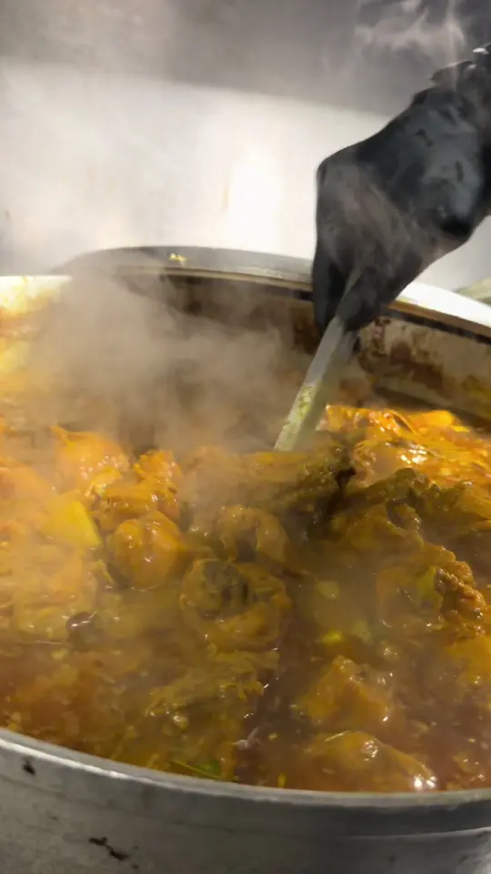 876 NyamMinz Jamaican Cuisine in Marietta showing food, curry goat, curry chicken, rice, video by 876nyamminz on TikTok