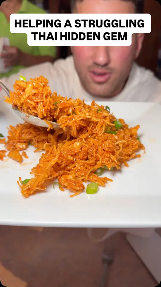 A-1 Thai Restaurant in West Palm Beach showing pad thai, mee krob, noodles, video by Mikeiseating on Facebook