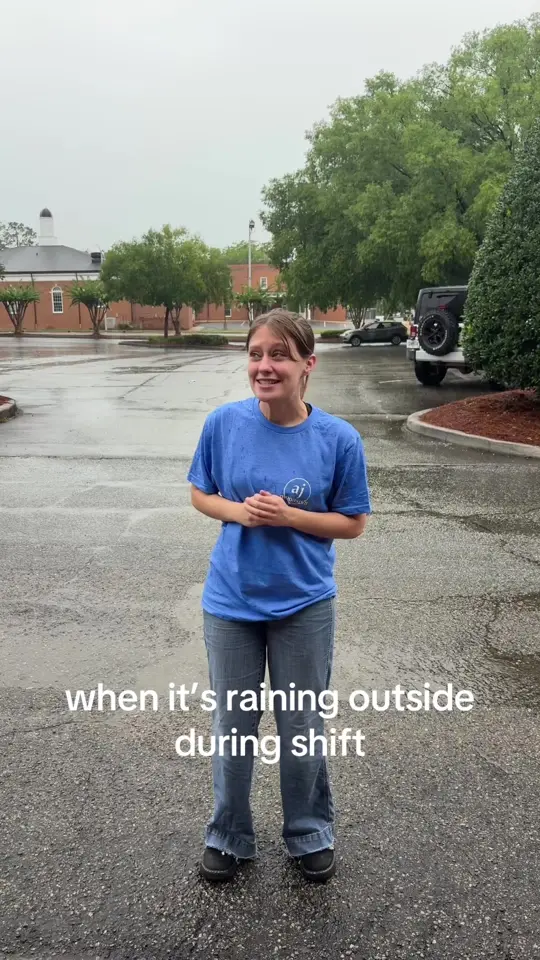 AJ Moonspin Pizza in Thomasville showing pizza, video by aj.moonspin on TikTok