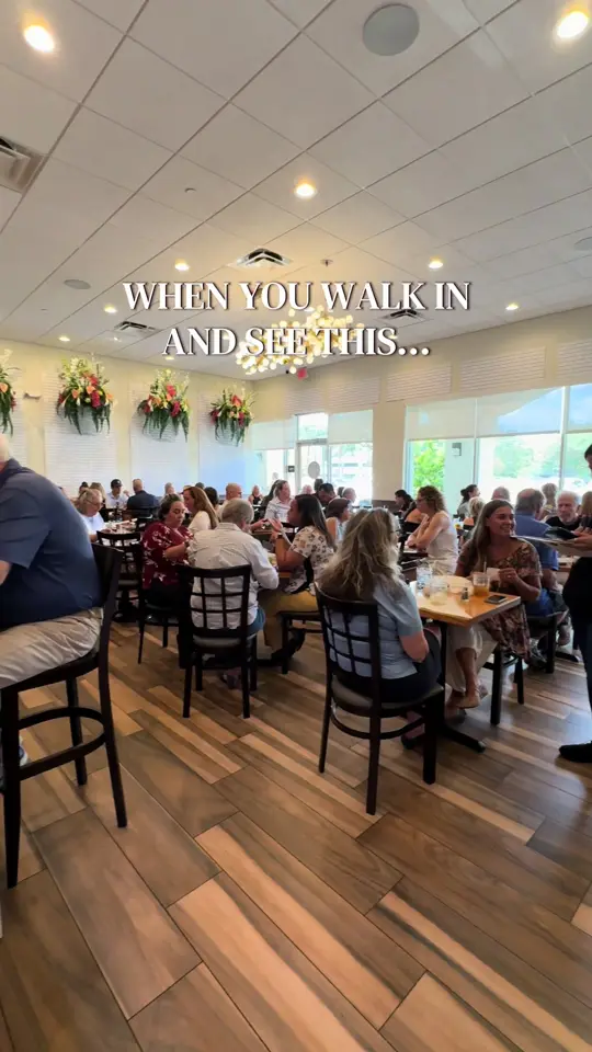 Alaina's Cafe in Palm Beach Gardens showing review, visit, video by thatpalmbeachmom on TikTok