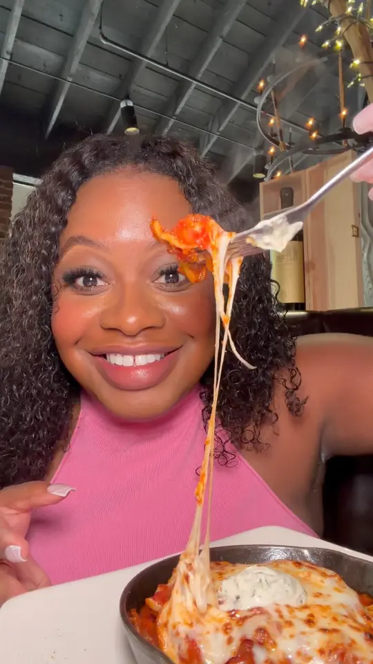 Amalfi Cucina + Mercato in Atlanta showing review, mozzarella en carrazzo, shrimp oreganata, lasagna bolognese, lobster ravioli, video by Stylebysummer on Facebook