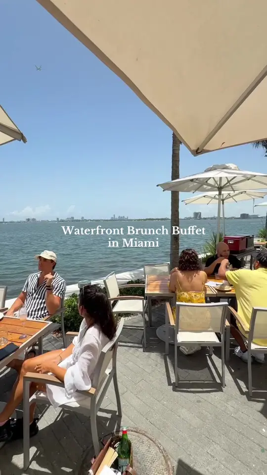 Amara at Paraiso in Miami showing brunch, all you can eat brunch, waterfront dining, video by iviethefoodie on TikTok