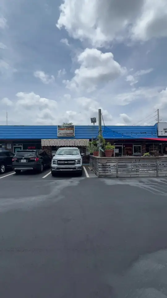 Angie's Subs At Jax Beach in Jacksonville Beach showing review, visit, atmosphere, video by treylovesfood on TikTok