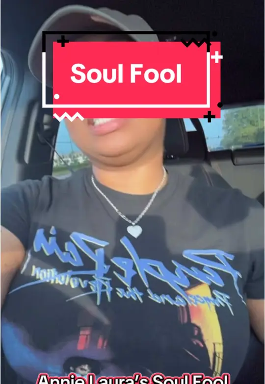 Annie Laura's Kitchen in Riverdale showing soul food, restaurant visit, video by honeydipptiktok on TikTok