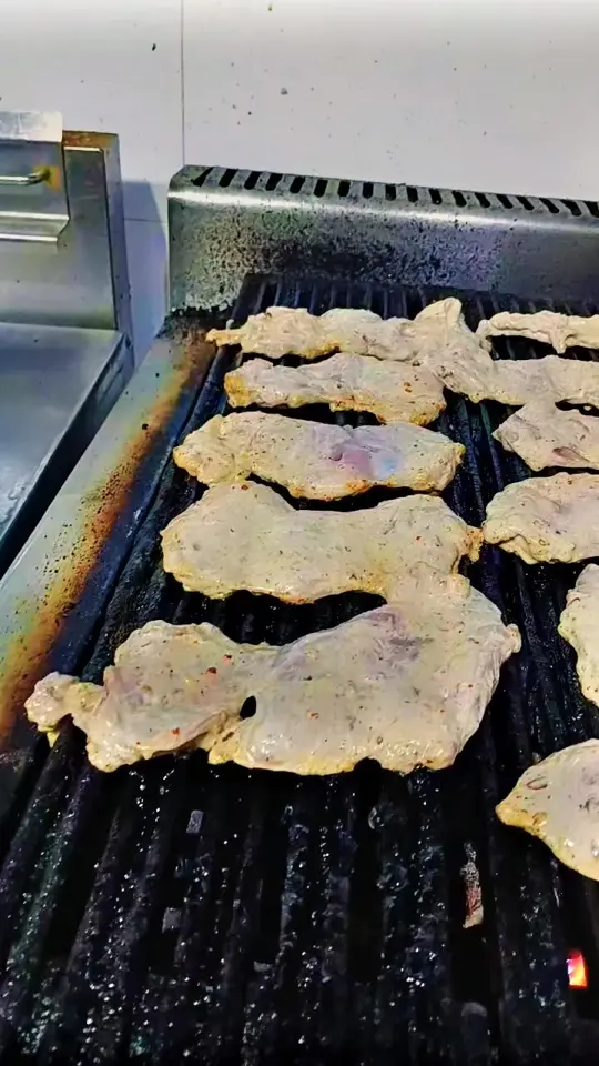 Antonio's Pizza on TikTok, video by antonios.pizza.res