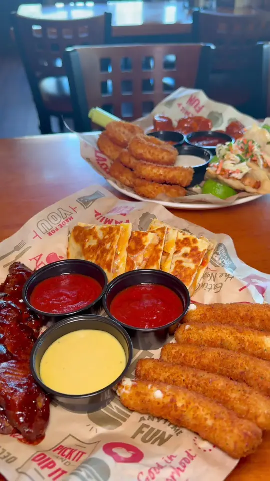 Applebee's Grill + Bar in Orlando showing food, applebee's ultimate trio, video by kaymarie023 on TikTok