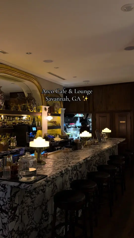 Arco Cafe & Lounge in Savannah showing drinks, food, riverfront views, video by ryanstrauss33 on TikTok