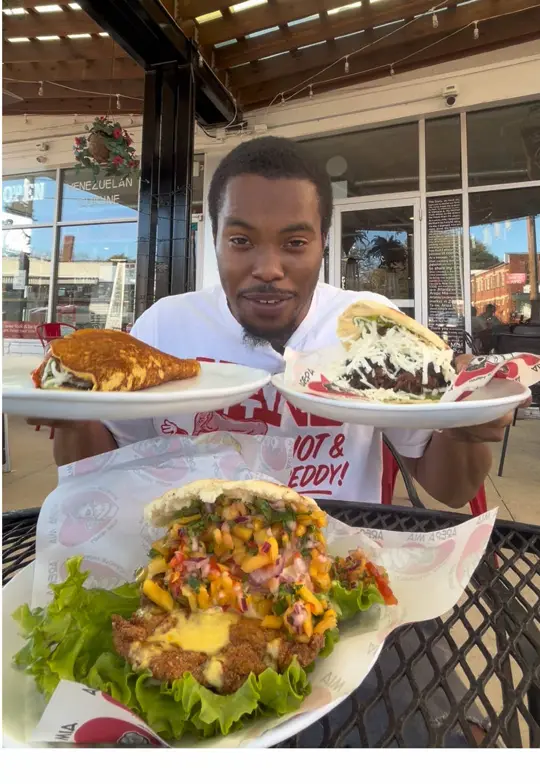 Arepa Mia in Avondale Estates showing review, venetian food, video by therealgagrubs on TikTok