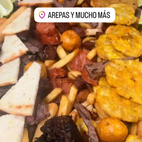Arepas y mucho más in Miami showing arepas, picada, video by Arepas Y Mucho Más on Facebook